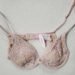 Victoria's Secret NWT bra 34A